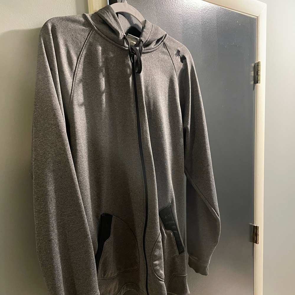Under Armour Jacket. Size L. Gray.
